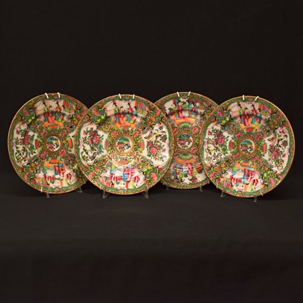 



Quattro piatti, arte orientale. sec. XX
