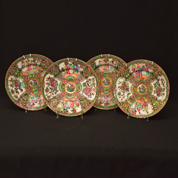 



Quattro piatti, arte orientale, sec. XX