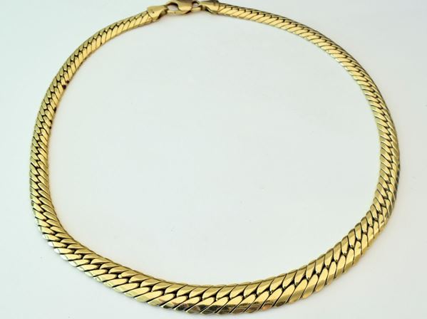 



COLLANA GIROCOLLO IN ORO 18KT