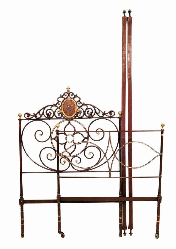Letto singolo, inizi sec. XX   - Asta COLLECTIBLES, Mobili, Arredi e Dipinti dal secolo XVI al XX - Poggio Bracciolini Casa d'Aste