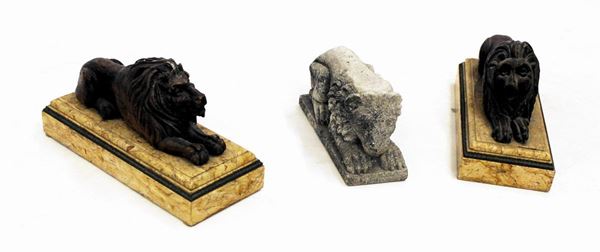 Coppia di leoni, sec. XVIII  - Asta COLLECTIBLES, Mobili, Arredi e Dipinti dal secolo XVI al XX - Poggio Bracciolini Casa d'Aste