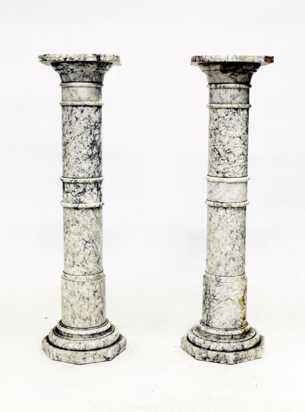 Coppia di colonne, sec. XX