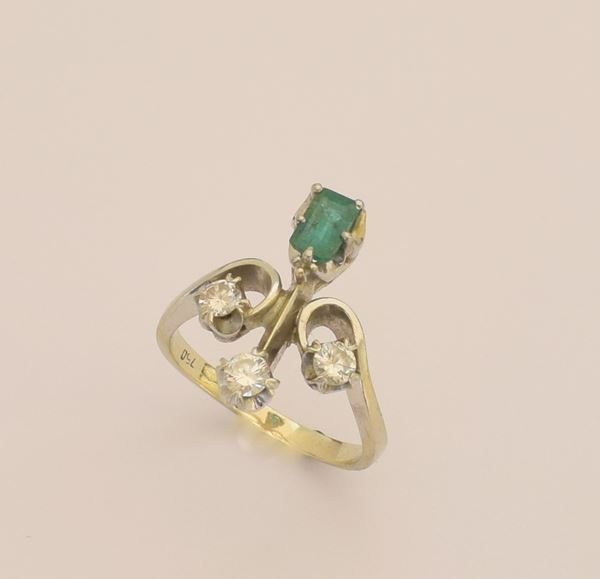 



ANELLO IN OPRO BIANCO 18KT, SMERALDO E DIAMANTI