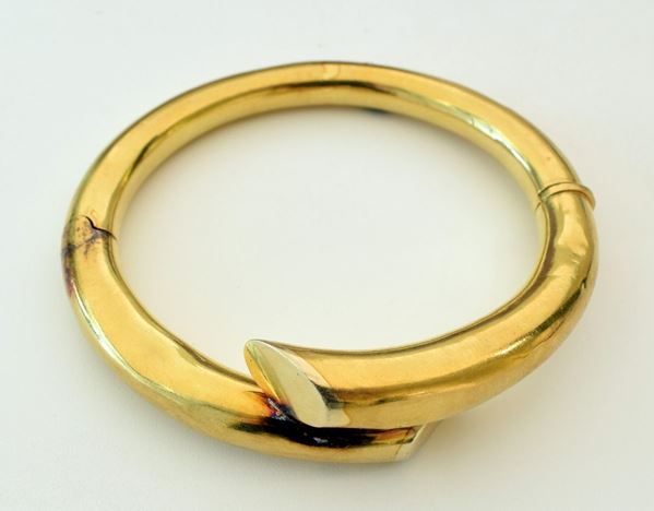



BRACCIALE RIGIDO IN ORO 18KT