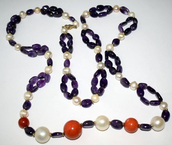 COLLANA IN AMETISTE, CORALLO, E PERLE