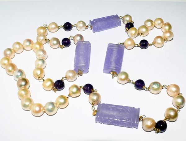 COLLANA DI PERLE DI FIUME , AMETISTE E ELEMENTI IN VETRO