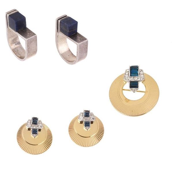 



DEMI PARURE E COPPIA DI ANELLI GEOMETRICI