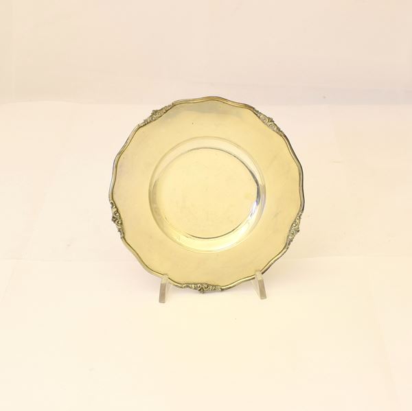 



DIECI PIATTINI SEC. XX  - Asta GIOIELLI E ARGENTI - Poggio Bracciolini Casa d'Aste