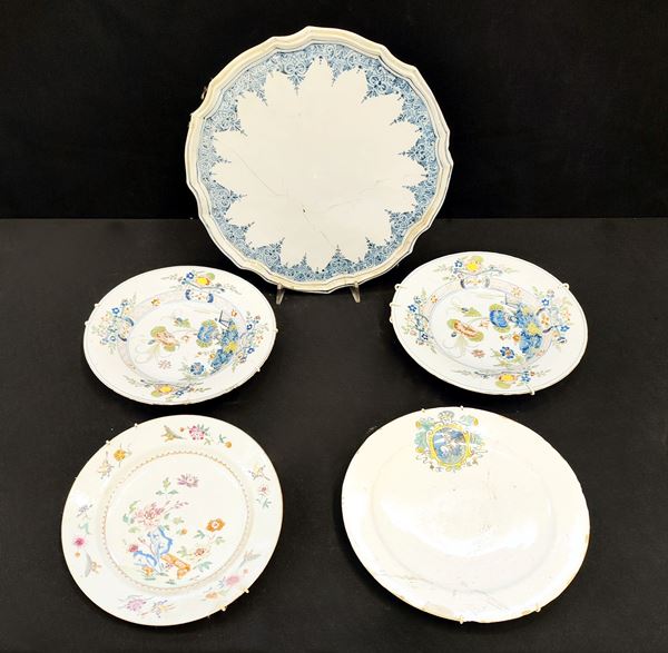 



Alzata e quattro piatti, secc. XVIII-XIX