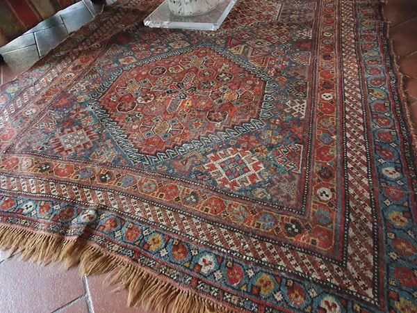 Tappeto caucasico, inizio secolo XX   - Asta MOBILI, ARREDI E OGGETTI D'ARTE - Poggio Bracciolini Casa d'Aste