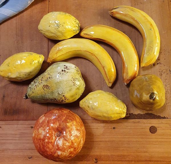 Nove frutti, secolo XX  - Asta MOBILI, ARREDI E OGGETTI D'ARTE - Poggio Bracciolini Casa d'Aste