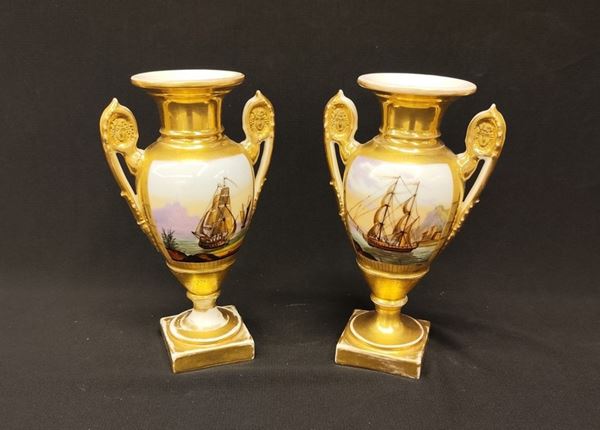 



Coppia di vasi, sec XIX periodo Impero