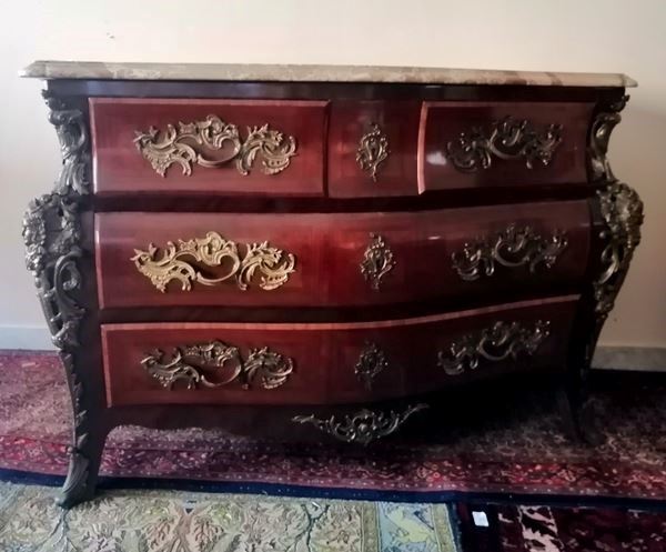 Cassettone, in stile 700   - Asta MOBILI, ARREDI E OGGETTI D'ARTE - Poggio Bracciolini Casa d'Aste