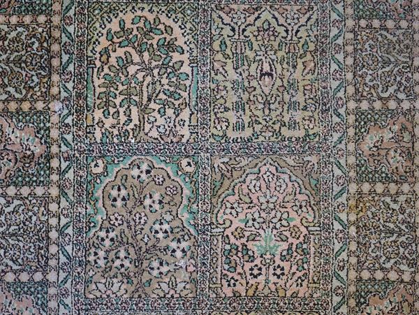 Tappeto galleria persiana, secolo XX