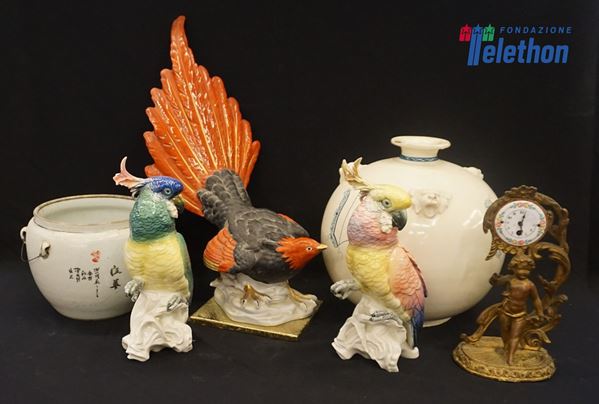 Coppia di pappagalli, sec. XX  - Asta ANTIQUARIATO: ARREDI MOBILI E OGGETTI D'ARTE - Poggio Bracciolini Casa d'Aste