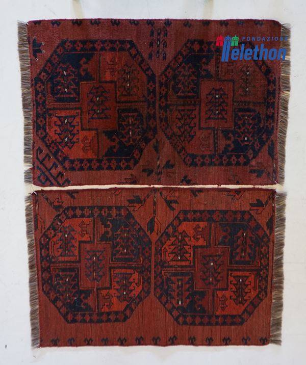 Due piccoli tappeti, manifattura pakistana, secolo XX