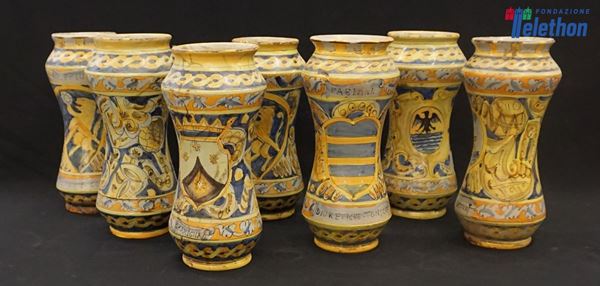 Undici albarelli, Sicilia, sec. XIX  - Asta ANTIQUARIATO: ARREDI MOBILI E OGGETTI D'ARTE - Poggio Bracciolini Casa d'Aste