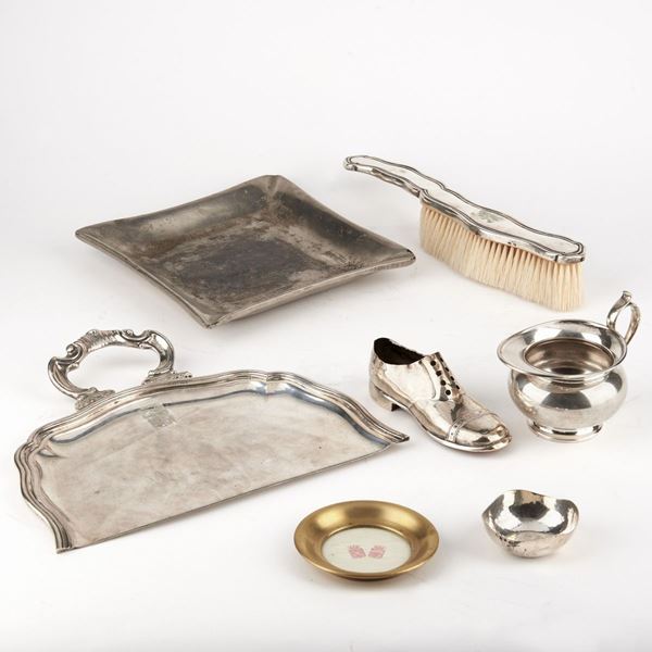 



SPAZZOLA E PALETTA RACCOGLI BRICIOLE, SECOLO XX  - Asta GIOIELLI E ARGENTI - Poggio Bracciolini Casa d'Aste