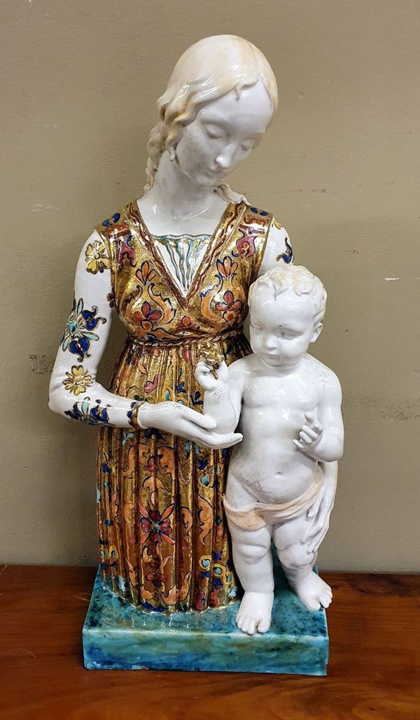 Eugenio Pattarino (1885-1971) MADONNA CON BAMBINO scultura in terracotta smaltata, cm 28x67 difetti e mancanze