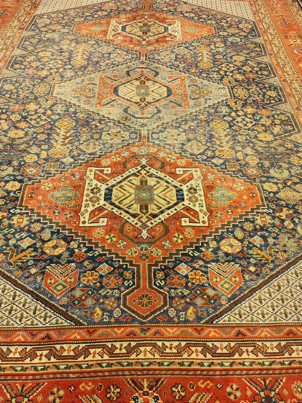Tappeto , sec. XX  - Asta ANTIQUARIATO: ARREDI MOBILI E OGGETTI D'ARTE - Poggio Bracciolini Casa d'Aste