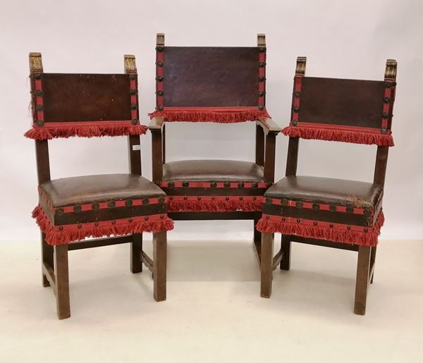 Due poltrone e sei sedie, in stile Rinascimento  - Asta MOBILI, ARREDI E OGGETTI D'ARTE - Poggio Bracciolini Casa d'Aste