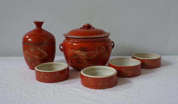 



Tre contenitori, Cina, secolo XX