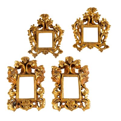 Quattro piccole cornici, stile Settecento, legno dorato e intagliato