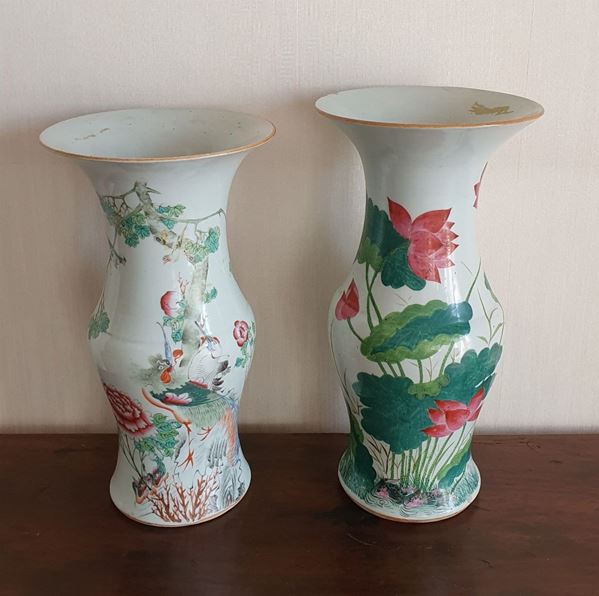 Due vasi, arte orientale, sec. XX 