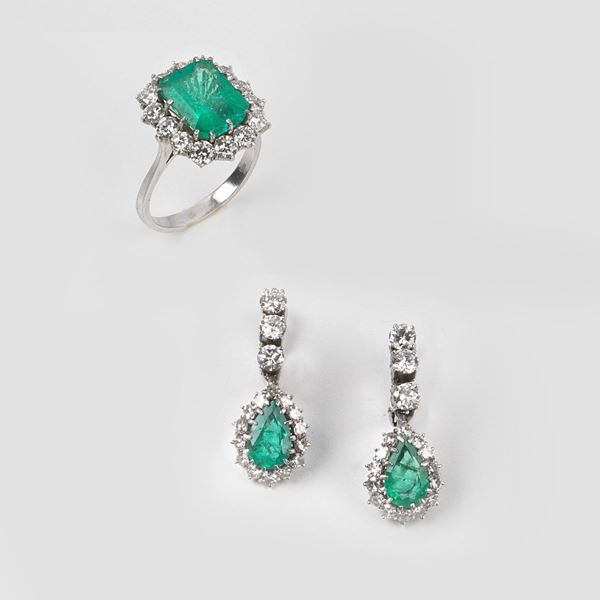 



DEMI-PARURE IN ORO BIANCO 18KT , DIAMANTI E SMERALDI  - Asta GIOIELLI E ARGENTI - Poggio Bracciolini Casa d'Aste