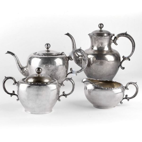 SERVIZIO DA TÈ E CAFFÈ, SECOLO XX  - Asta GIOIELLI E ARGENTI - Poggio Bracciolini Casa d'Aste