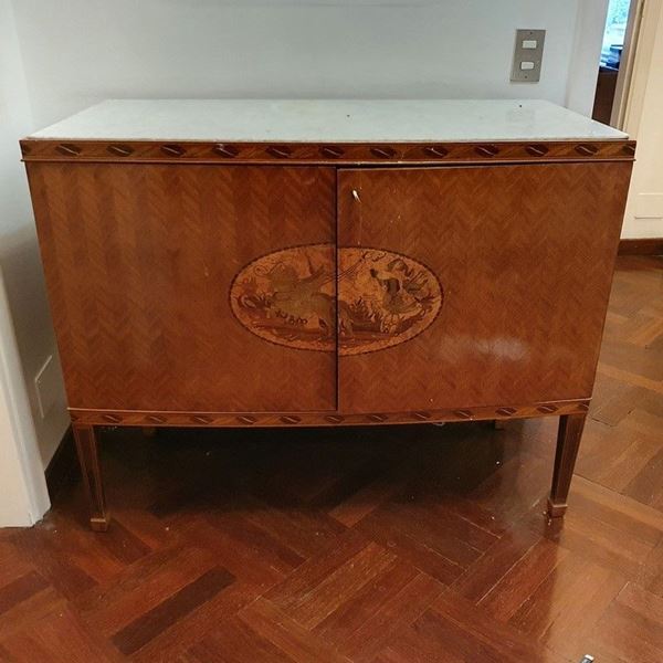 Credenza, sec. XX