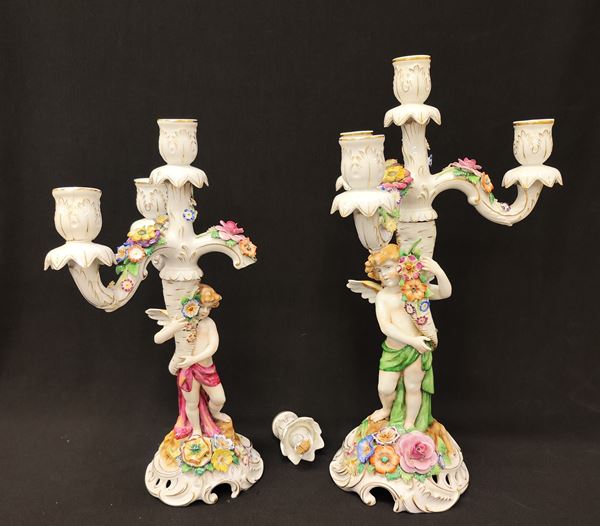 



Due candelieri, inizi sec. XX  - Asta MOBILI, ARREDI E OGGETTI D'ARTE - Poggio Bracciolini Casa d'Aste
