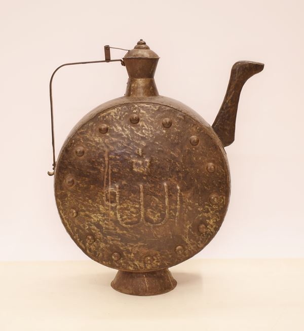 



Grande caffettiera, inizi sec. XX  - Asta MOBILI, ARREDI E OGGETTI D'ARTE - Poggio Bracciolini Casa d'Aste