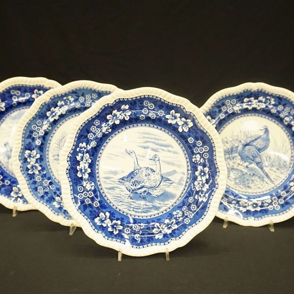 



Dodici piatti, Inghilterra, sec. XX, manifattura Copeland Spode  - Asta ARREDARE CON STILE: MOBILI E OGGETTI D'ARTE DAL XVII AL XX SECOLO - Poggio Bracciolini Casa d'Aste