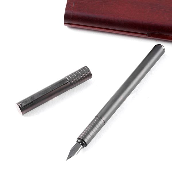 



PENNA STILOGRAFICA PORSCHE DESIGN