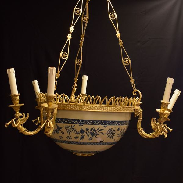 



Lampadario, in stile Impero