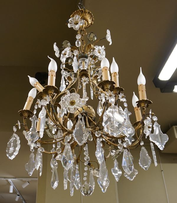 



Lampadario, sec. XX  - Asta Arredi, mobili e oggetti d'arte - Poggio Bracciolini Casa d'Aste