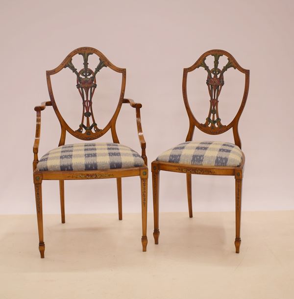 



Poltroncina e sedia, in stile Settecento