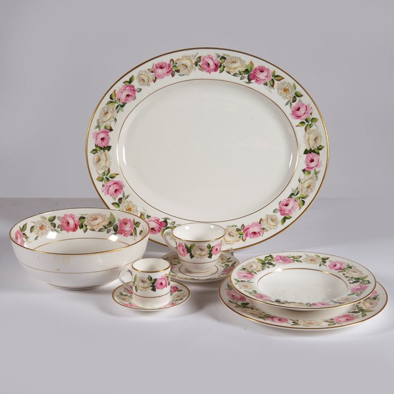 Servito di piatti, manifattura Royal Worcester Garden, sec. XX