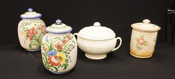 



Centrotavola, sec. XX  - Asta Eleganza a tavola: porcellane, argenti e complementi da arredo - Poggio Bracciolini Casa d'Aste