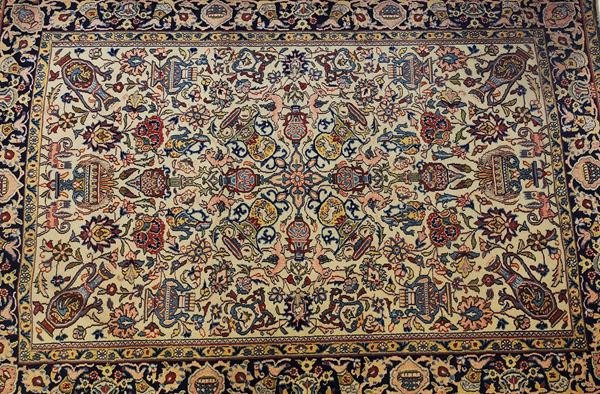



Tappeto Persiano, sec. XX  - Asta MOBILI, ARREDI E OGGETTI D'ARTE - Poggio Bracciolini Casa d'Aste