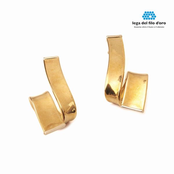



PAIO DI ORECCHINI PENDENTI ORO GIALLO 18 KT