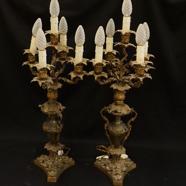 



Coppia di candelieri, sec. XIX  - Asta MOBILI, ARREDI E OGGETTI D'ARTE - Poggio Bracciolini Casa d'Aste