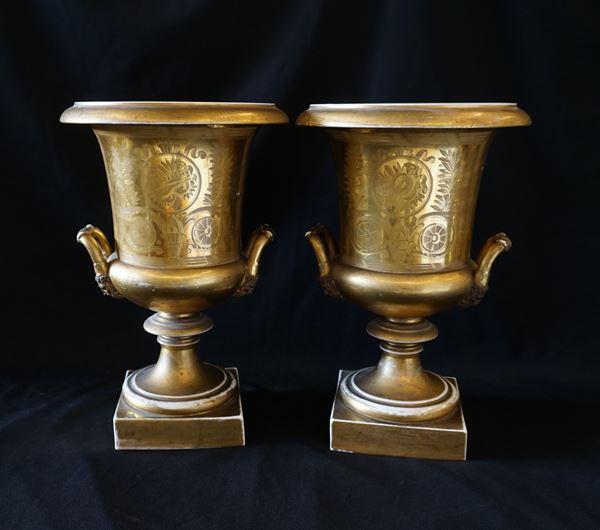 



Coppia di vasi, in stile Impero