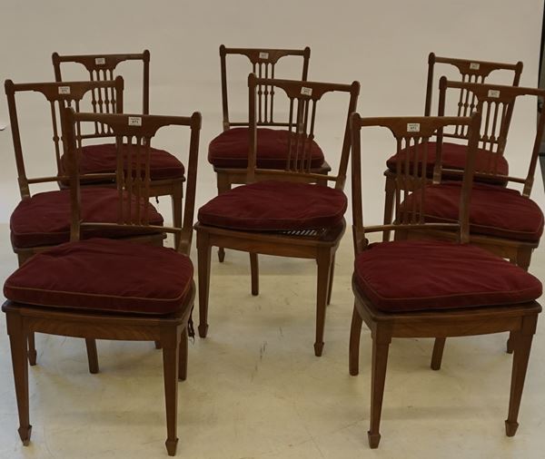 



Quindici sedie, sec. XX  - Asta Mobili e arredi dal XVIII al XX secolo - Poggio Bracciolini Casa d'Aste