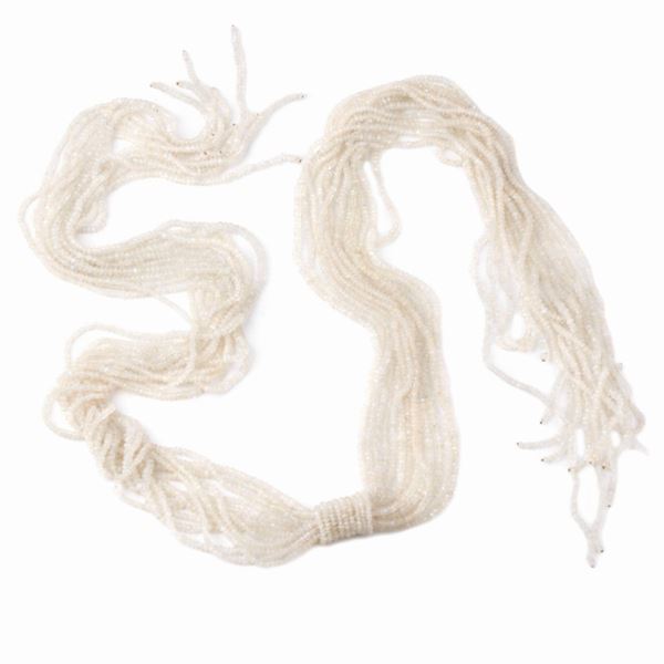 



LUNGA COLLANA&nbsp; IN CRISTALLO APERTA