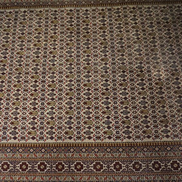 



Tappeto Azerbaijan, sec. XX  - Asta Mobili e arredi dal XVIII al XX secolo - Poggio Bracciolini Casa d'Aste