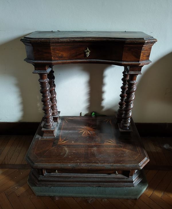 



Inginocchiatoio, Toscana, sec. XVII  - Asta ANTIQUARIATO: ARREDI MOBILI E OGGETTI D'ARTE - Poggio Bracciolini Casa d'Aste