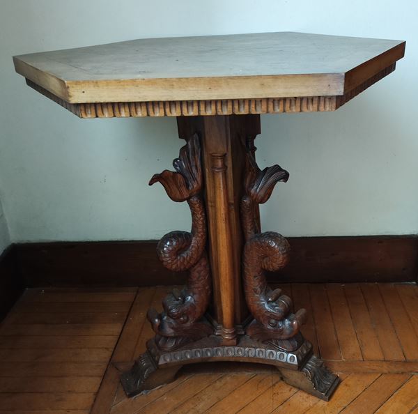 Tavolino, in stile Rinascimento  - Asta ANTIQUARIATO: ARREDI MOBILI E OGGETTI D'ARTE - Poggio Bracciolini Casa d'Aste