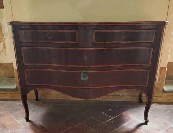 Cassettone a balestra, Toscana, sec. XVIII  - Asta L'arte di arredare: mobili ed oggetti d'arte dal XVII al XX secolo - Poggio Bracciolini Casa d'Aste